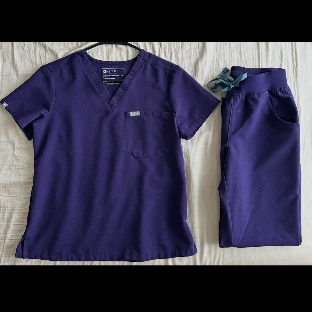 Figs Scrub Set - image 1